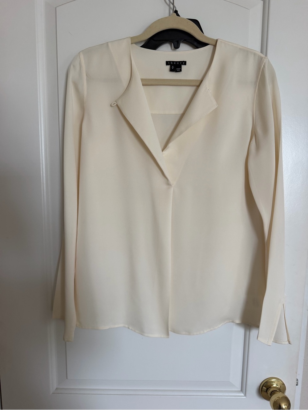 GUC theory cream colored silk blouse size small